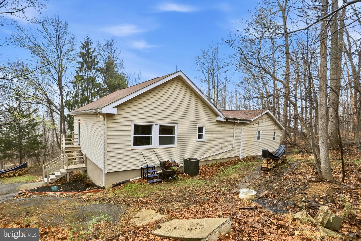 842 Valley View Road