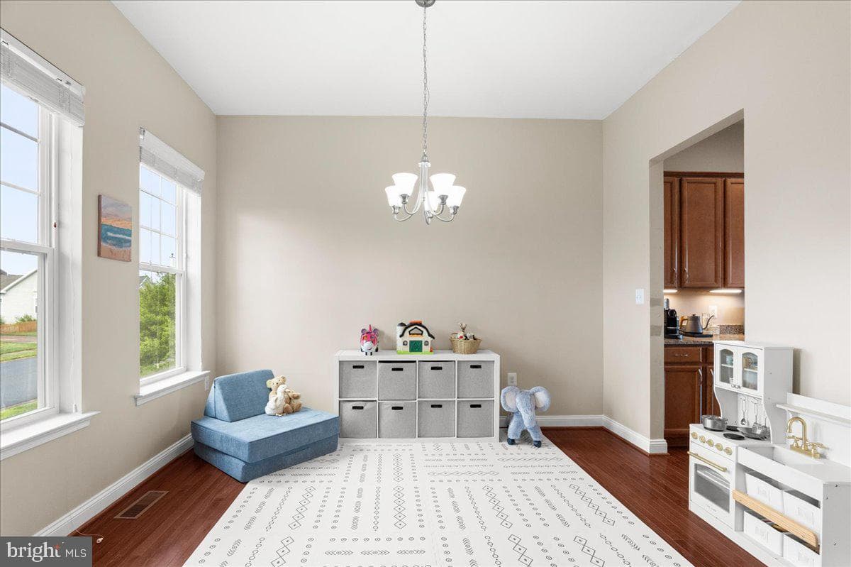 91 Burberry Lane photo 11