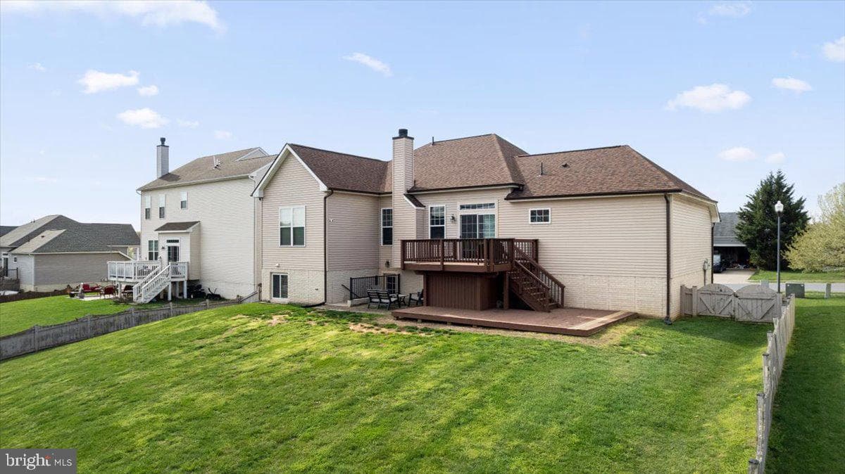 91 Burberry Lane photo 35