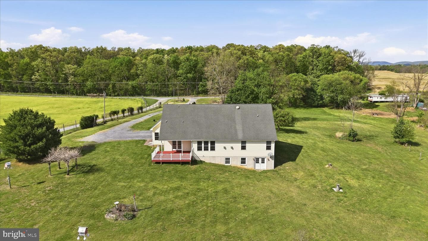 1792 Myerstown Road photo 61