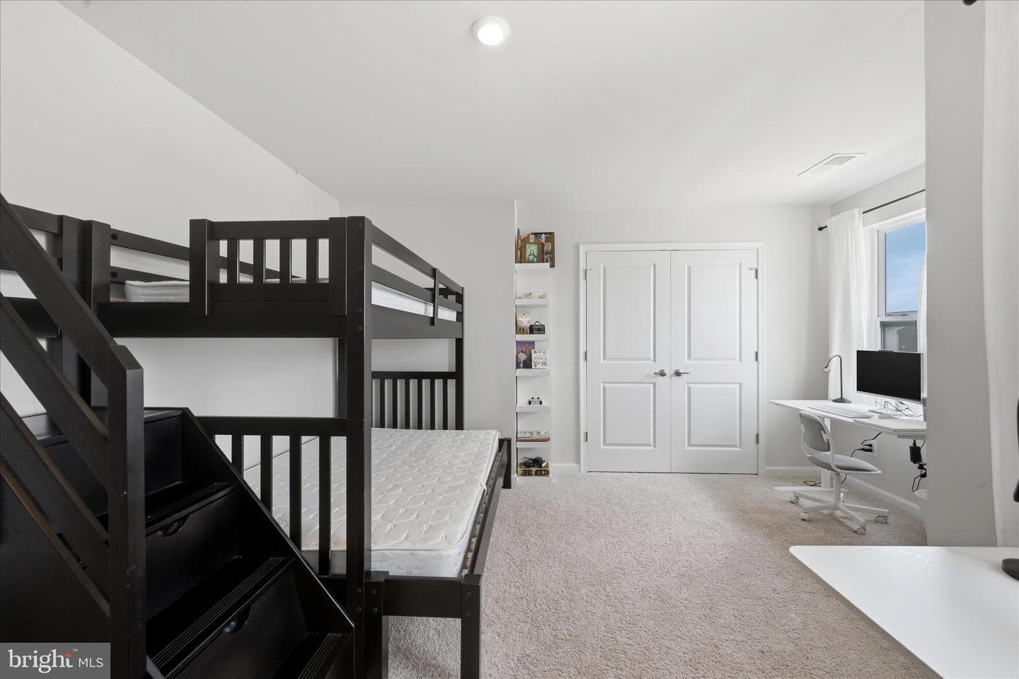 73 Hopkins Street photo 18