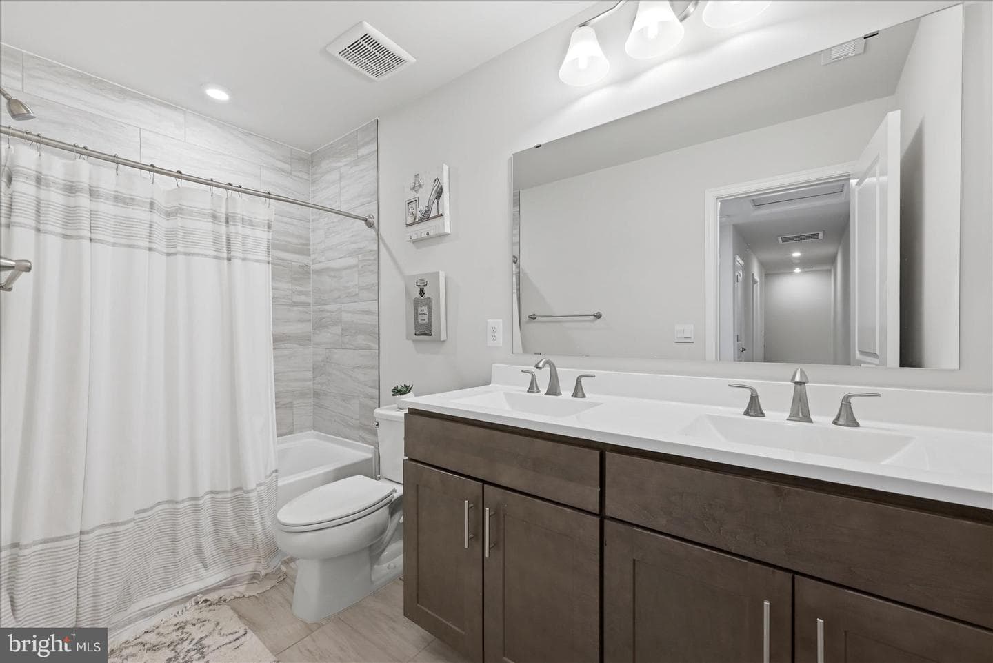 73 Hopkins Street photo 20
