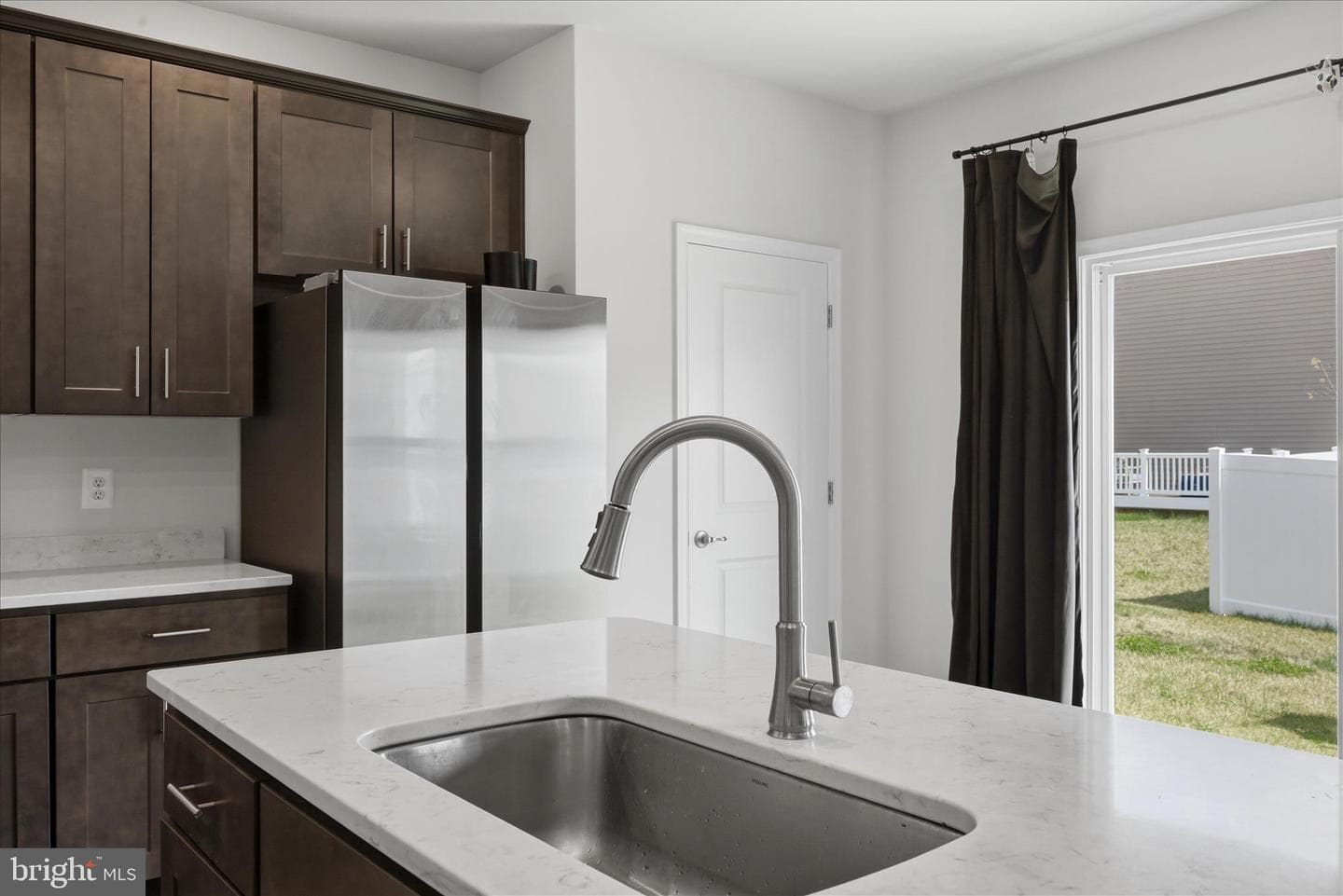 73 Hopkins Street photo 4