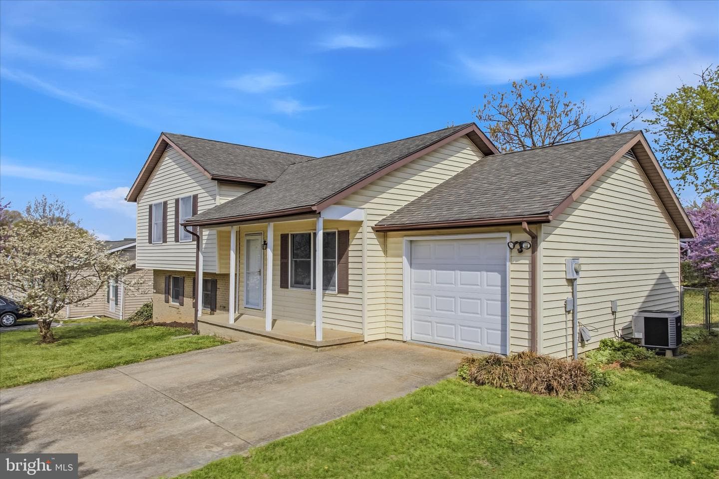 165 Beauregard Boulevard photo 2