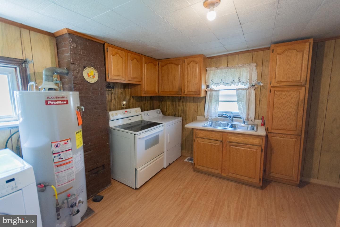 404 S Charles Street photo 15