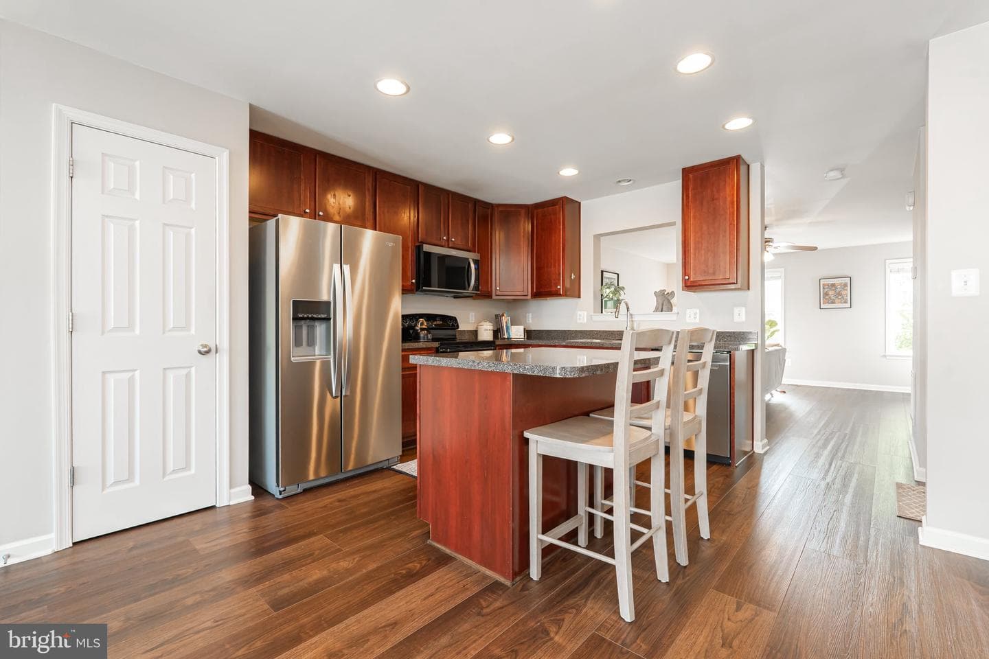 1205 Mare Street photo 16