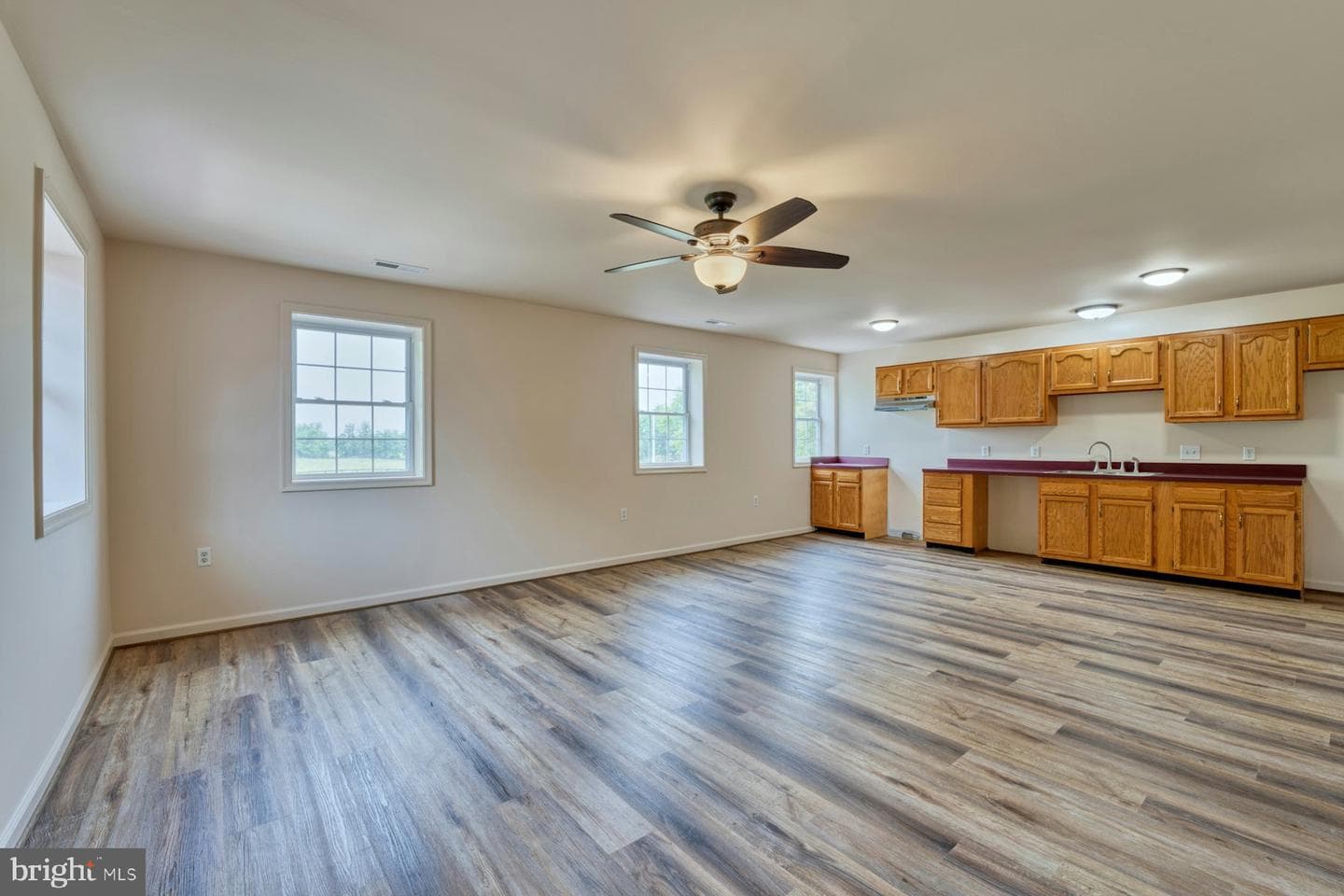 899 Earle Road photo 84