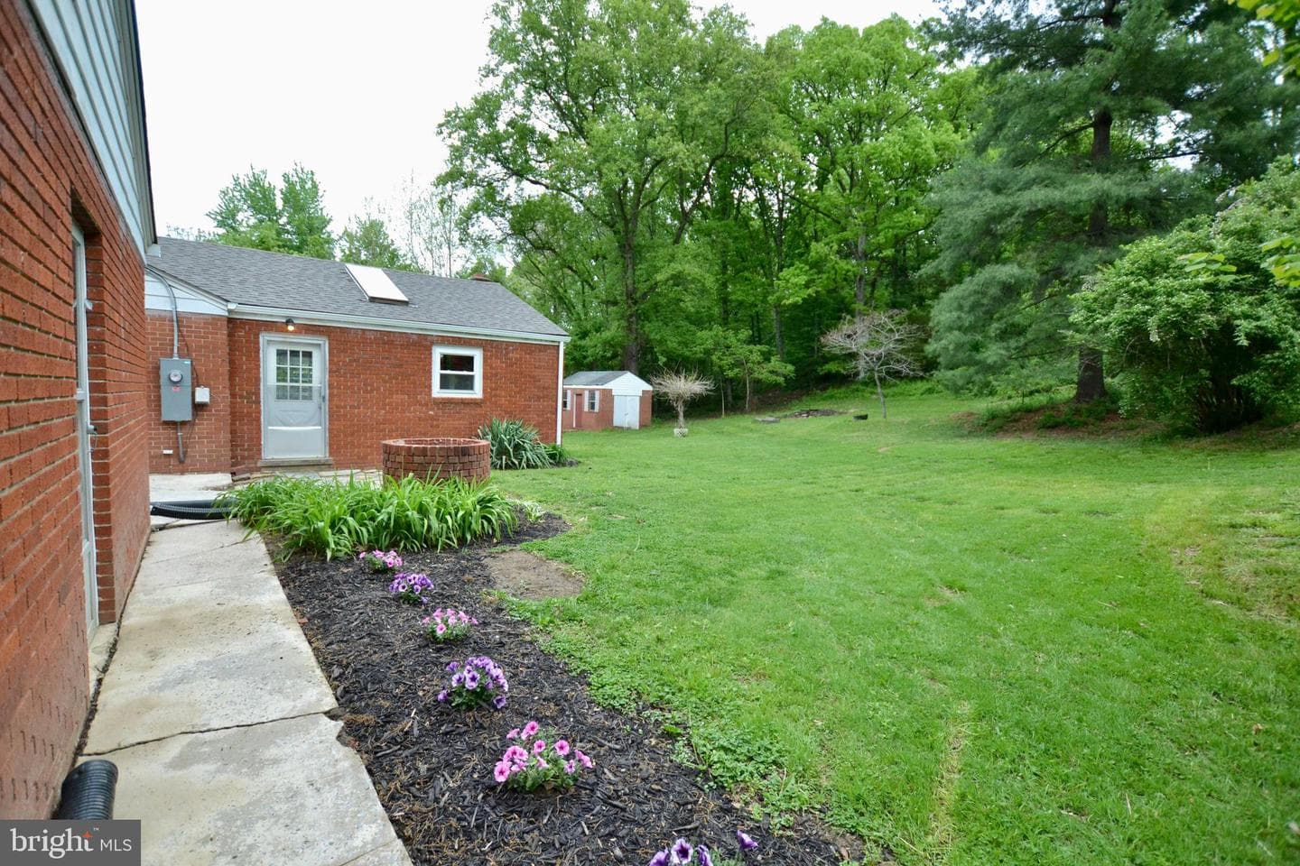 930 Chestnut Hill Road photo 48