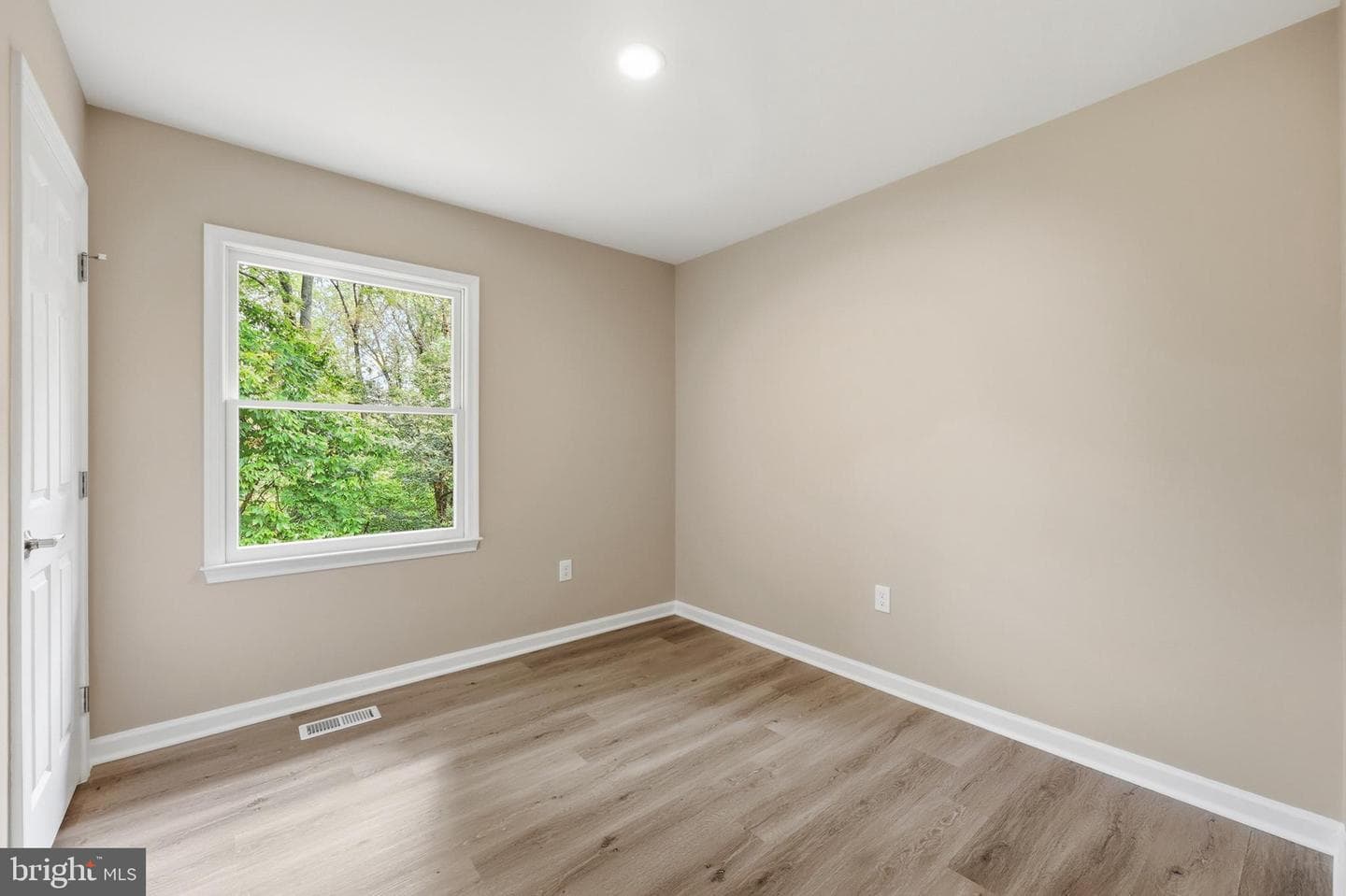 603 Persimmon Lane photo 35