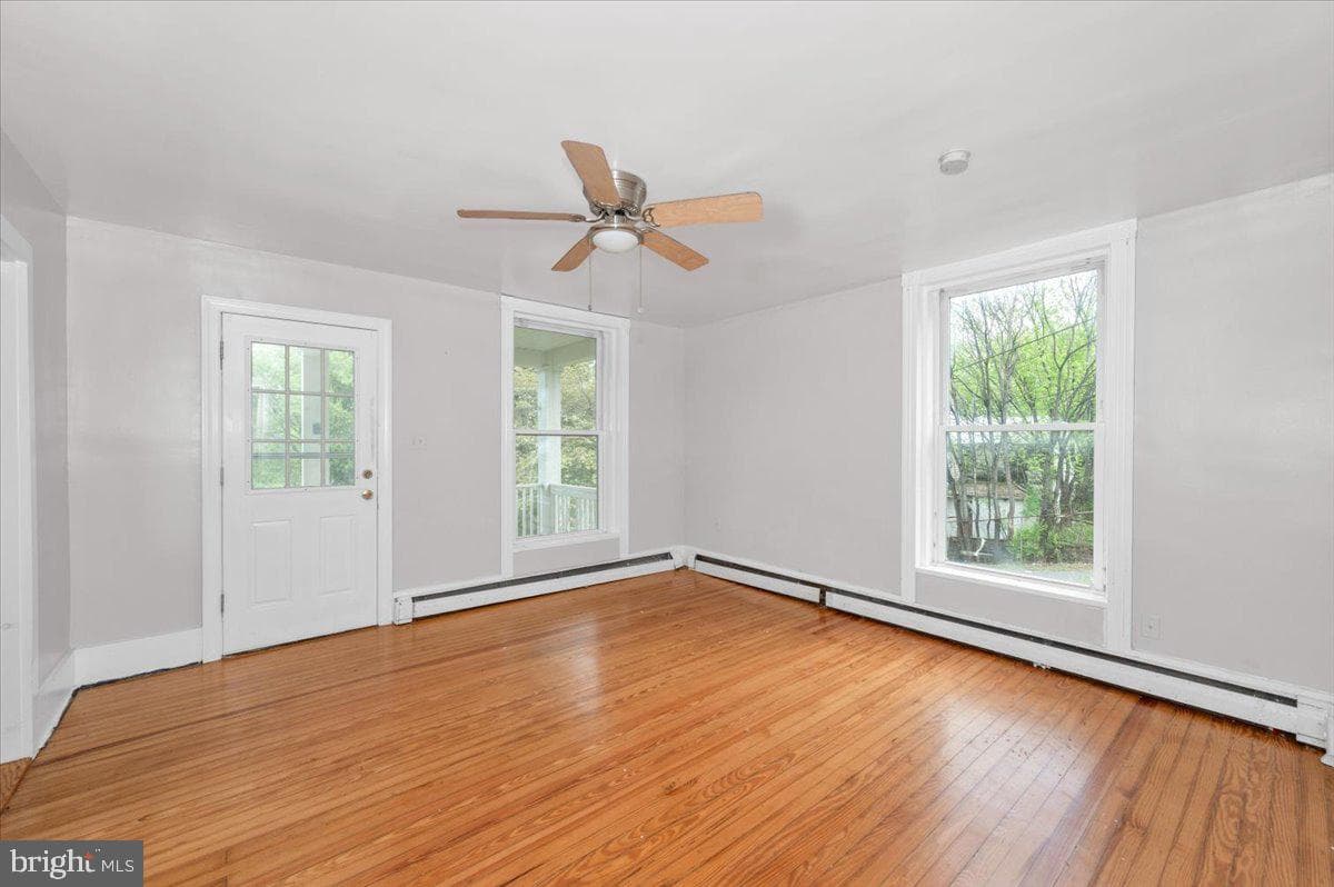 576 Halltown Road photo 3