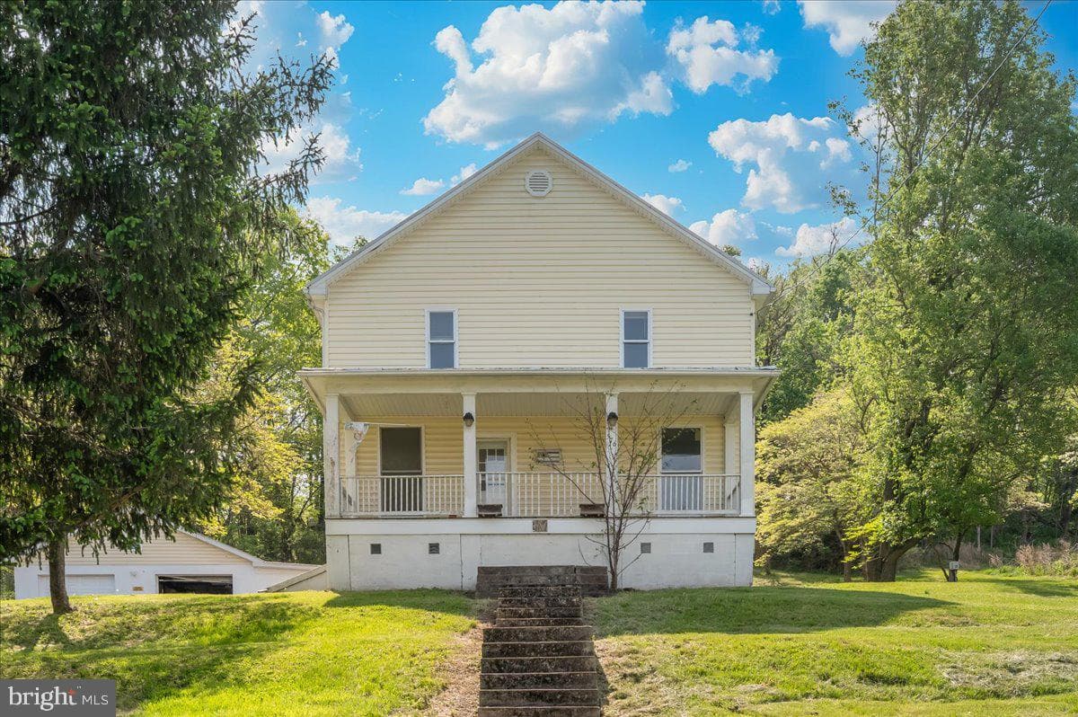 576 Halltown Road photo 62