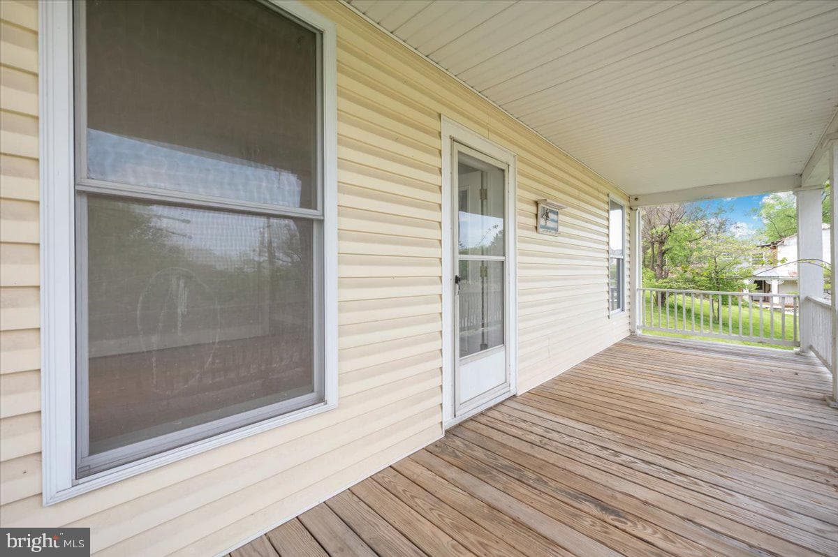 576 Halltown Road photo 7