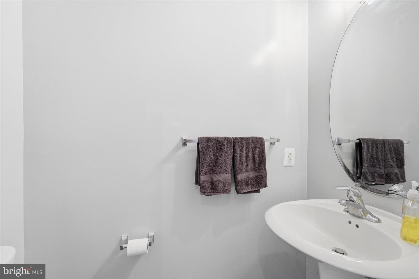 24 Overbrook Road photo 8