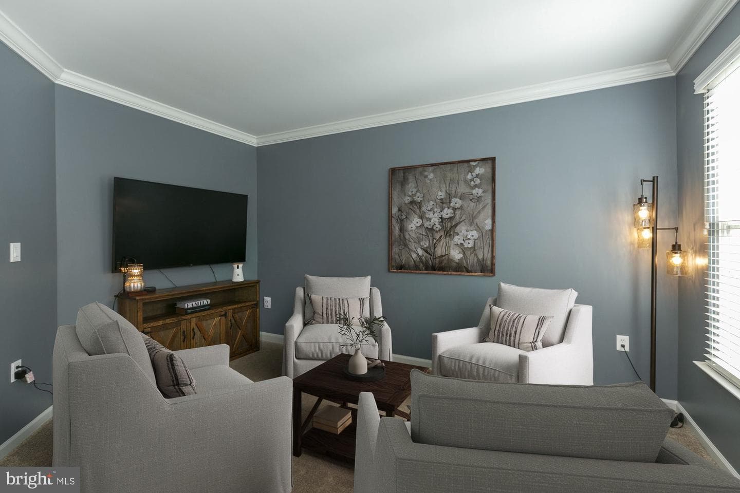 334 Calmes Street photo 10