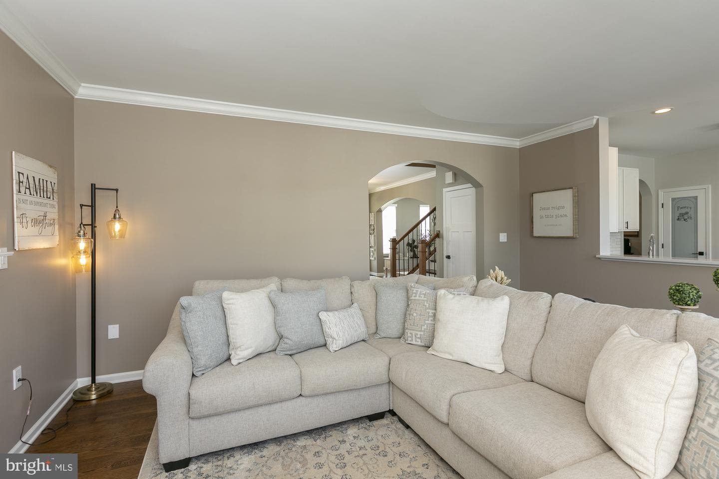 334 Calmes Street photo 21