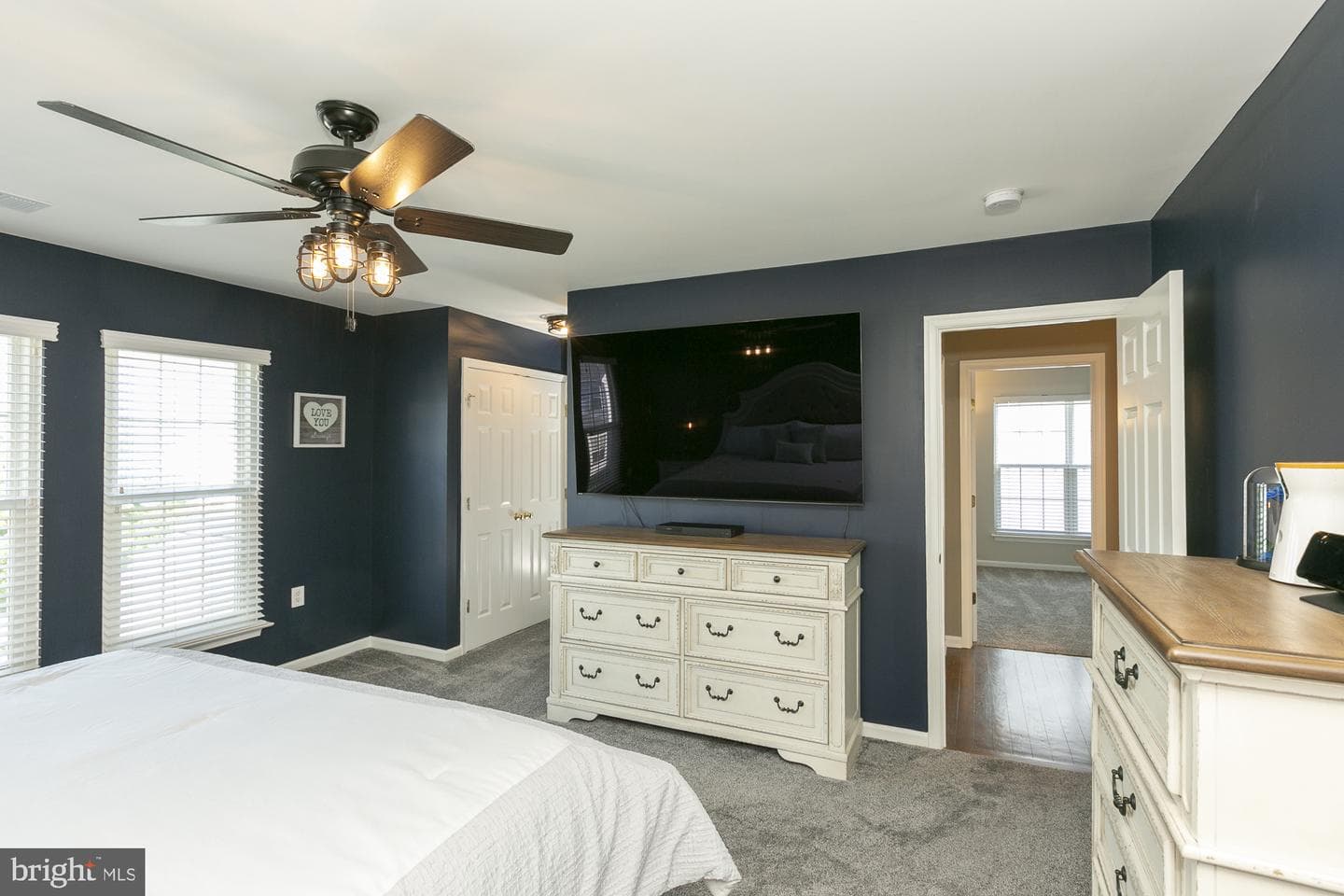 334 Calmes Street photo 40