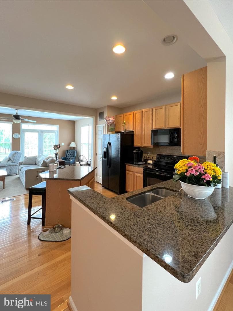 29 Baltic Lane photo 11