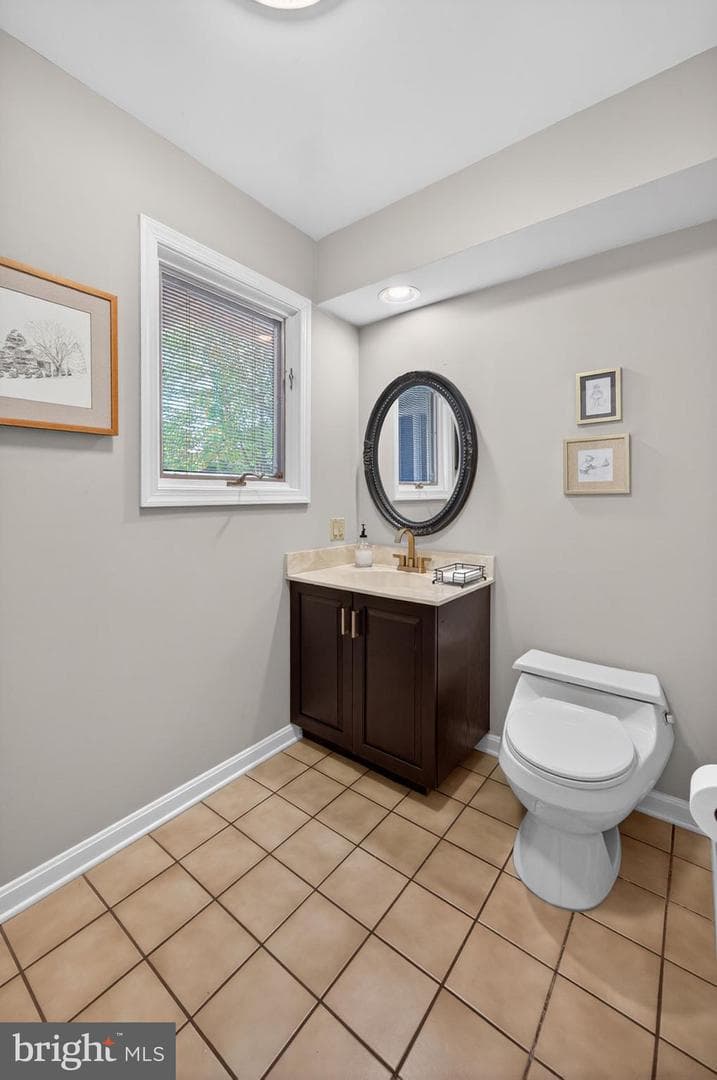 250 Meadow Ridge Drive photo 27