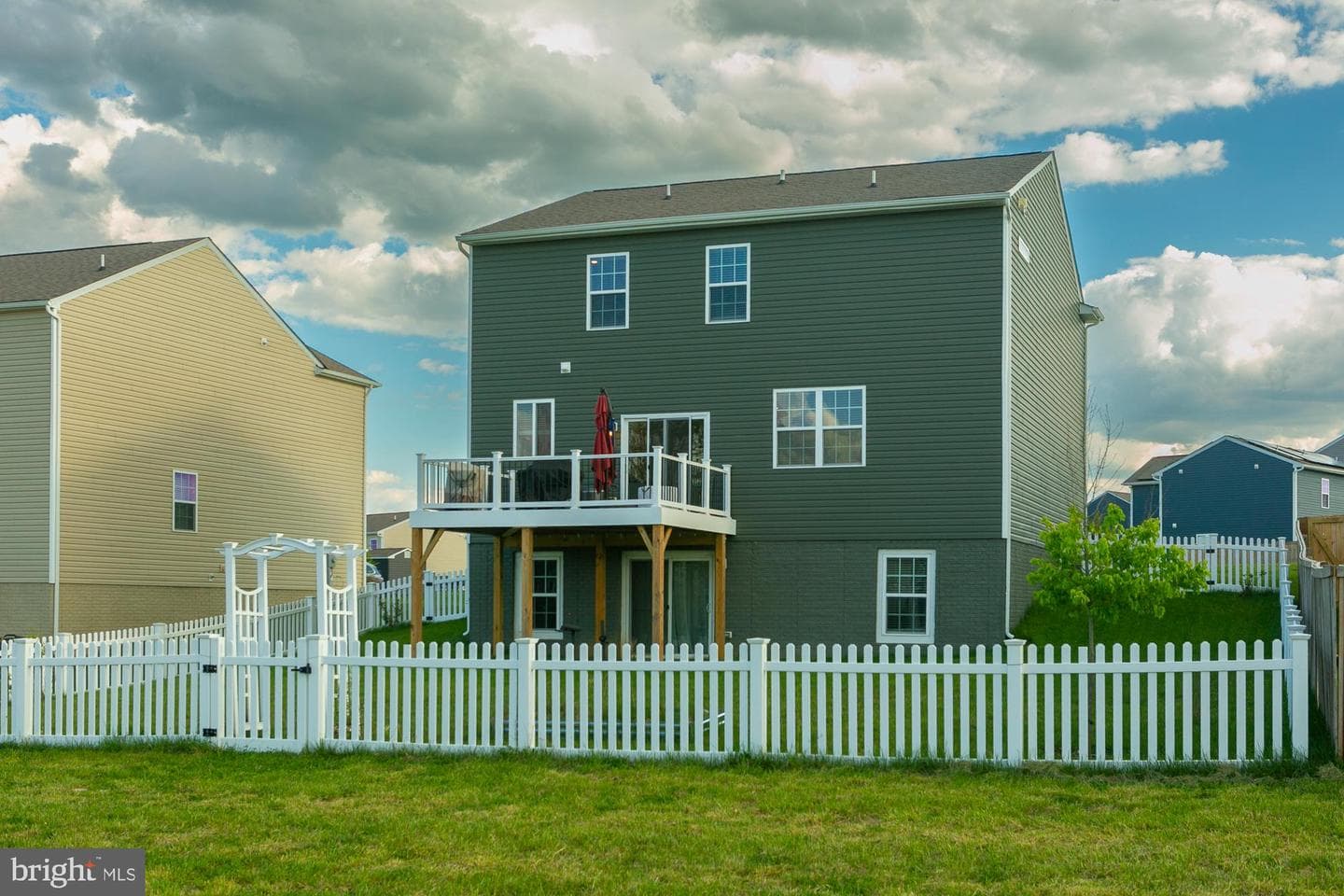 354 Gumspring Drive, Charles Town