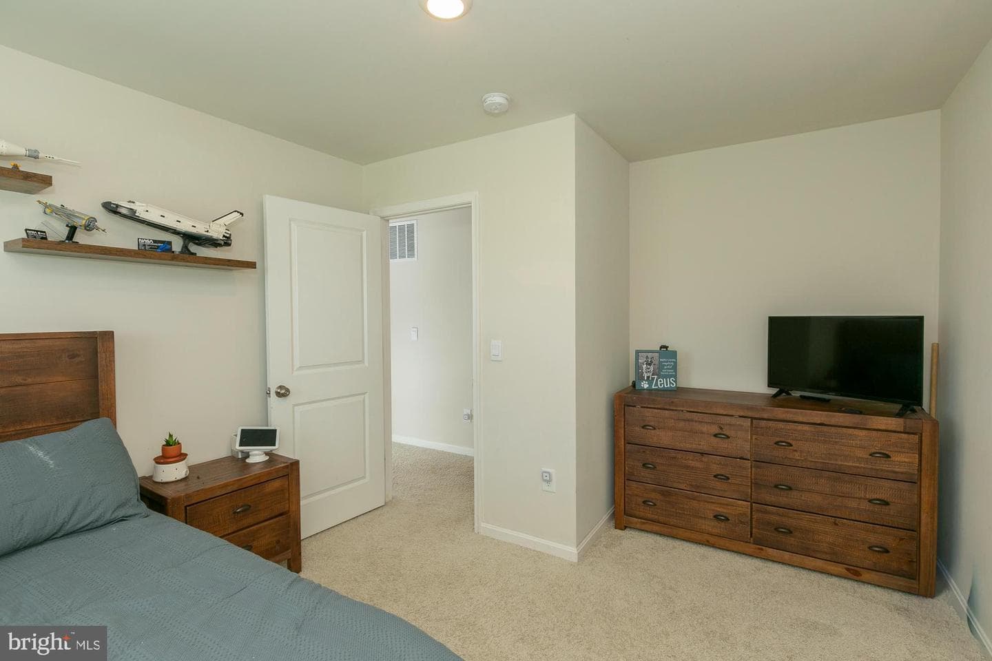 354 Gumspring Drive photo 23