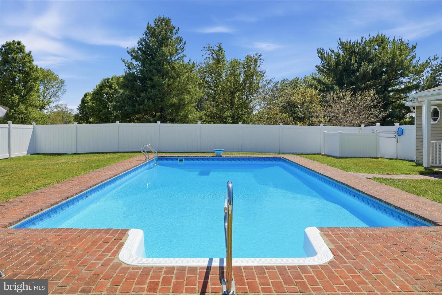 44 Belmont Court photo 48