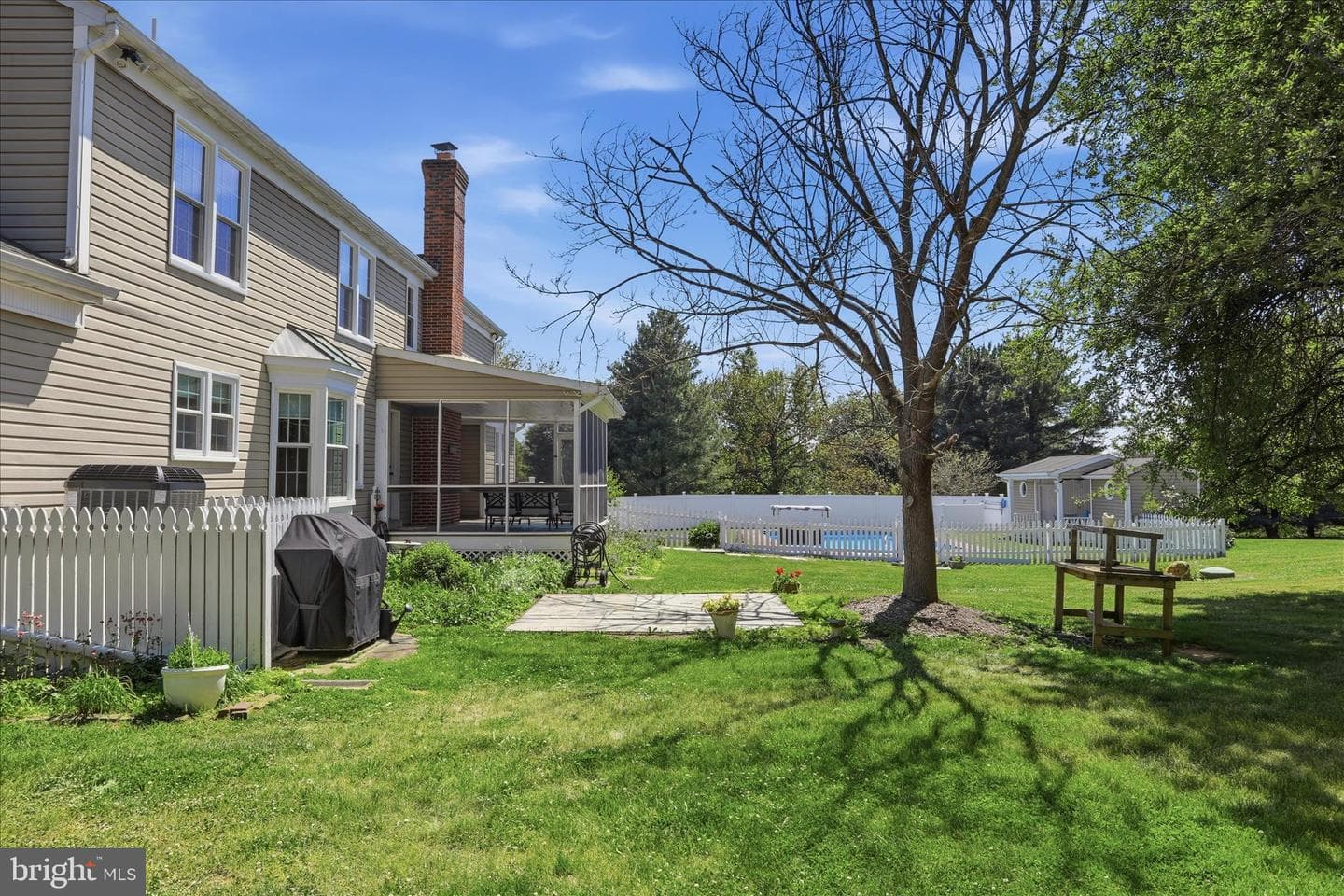 44 Belmont Court photo 57