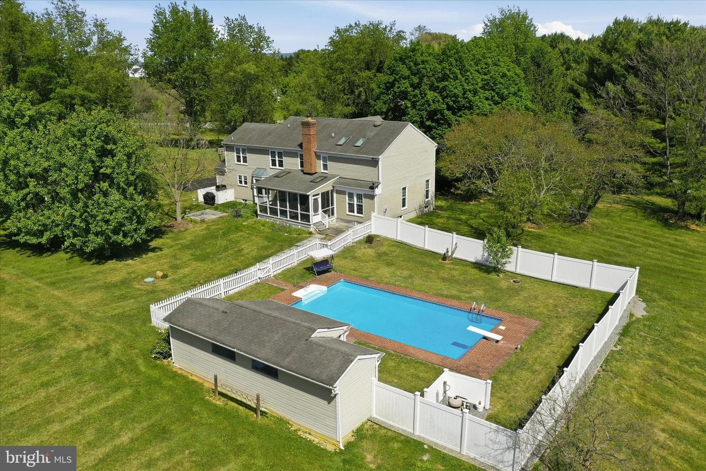 44 Belmont Court photo 63