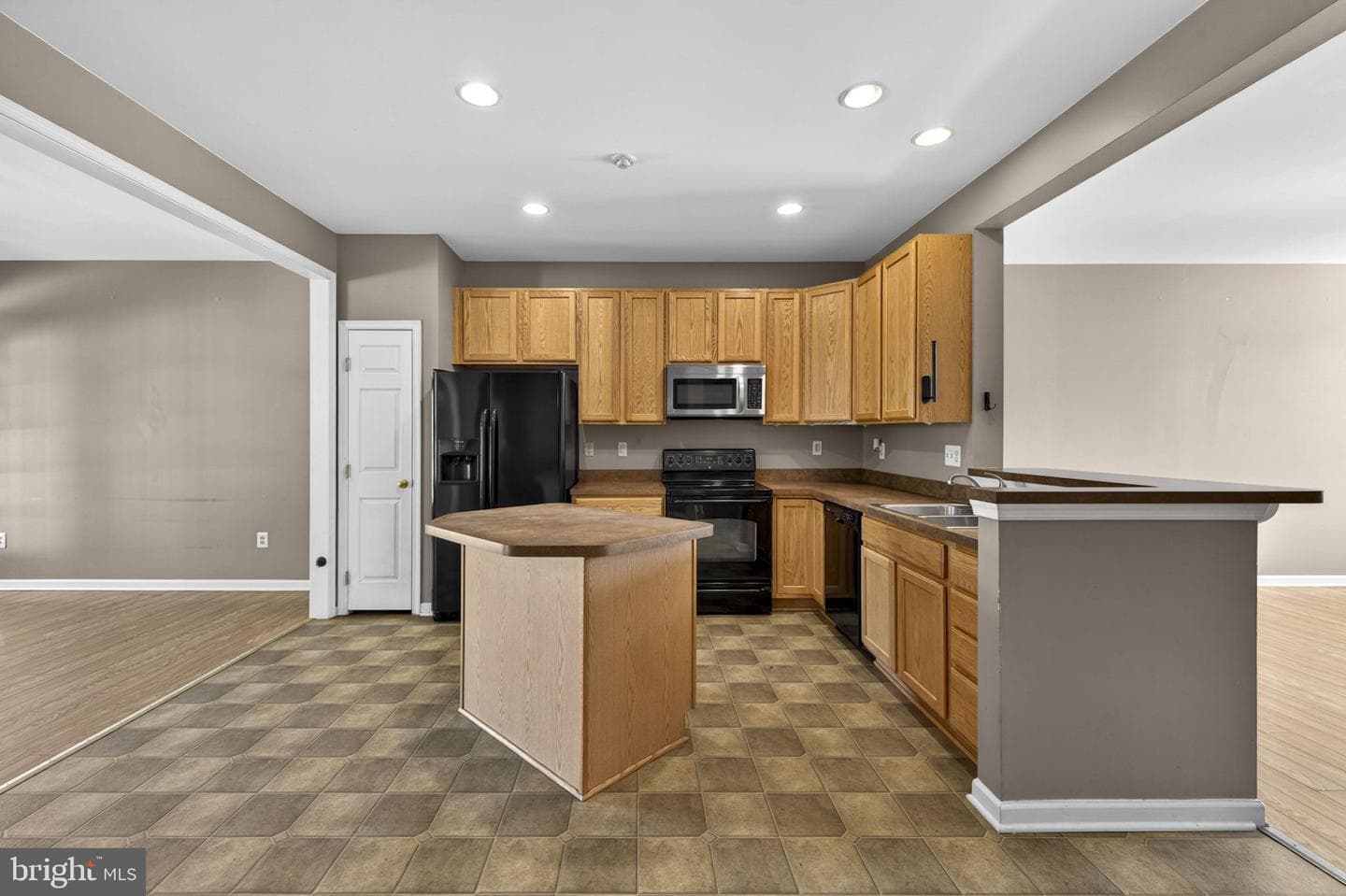 159 Riparian Lane photo 23
