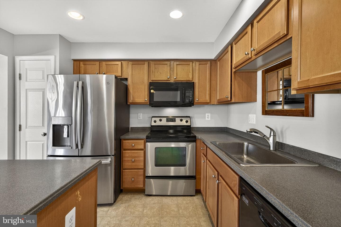1229 Mare Street photo 26