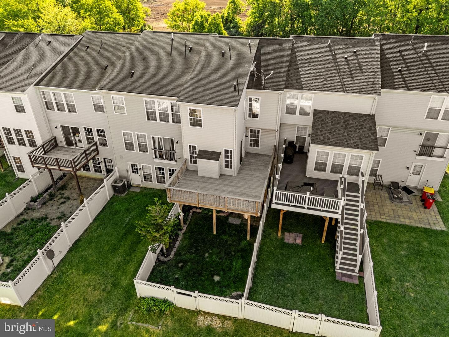 1229 Mare Street photo 73