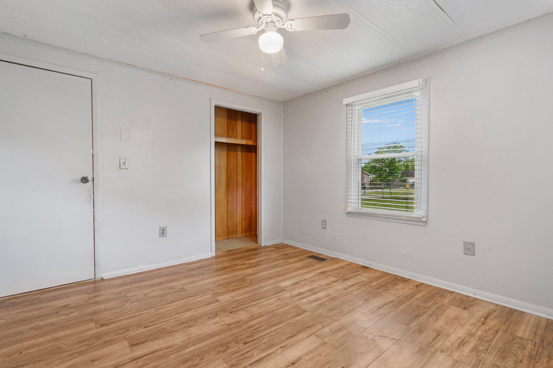 223 Marie Drive photo 16