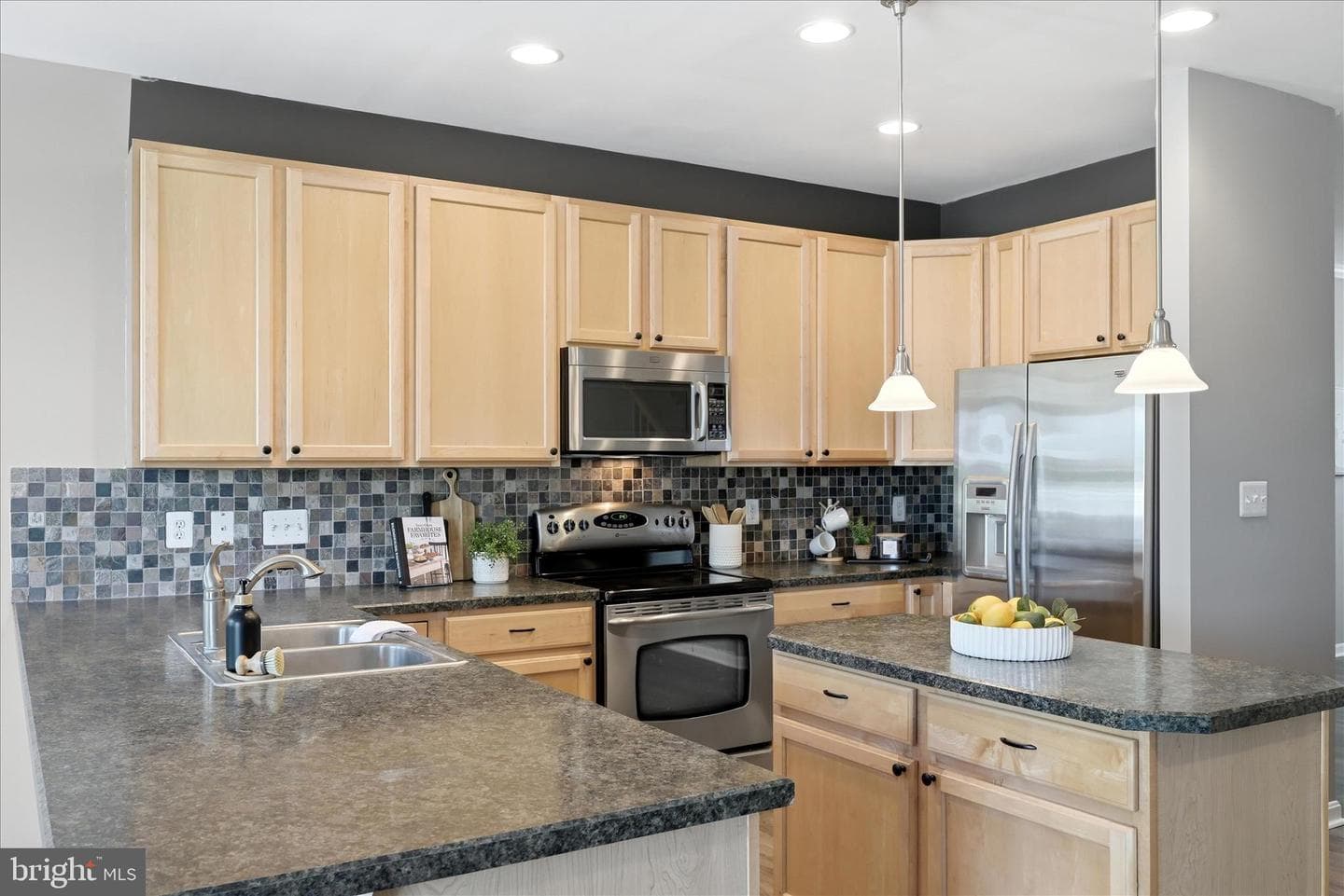 31 Riparian Lane photo 10