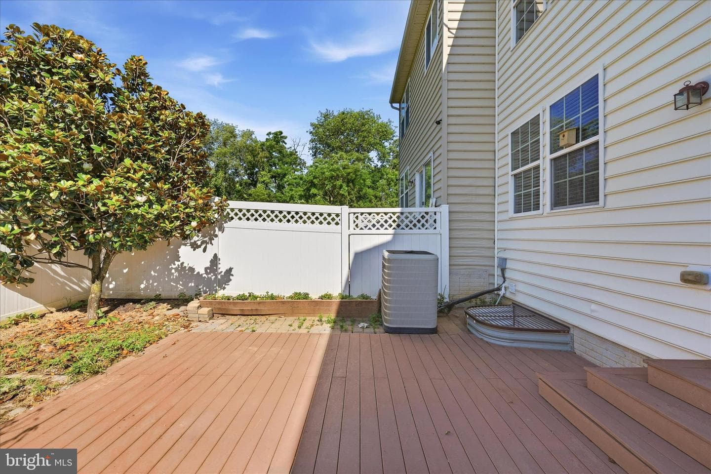 31 Riparian Lane photo 18