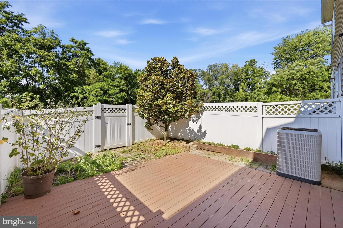 31 Riparian Lane photo 19