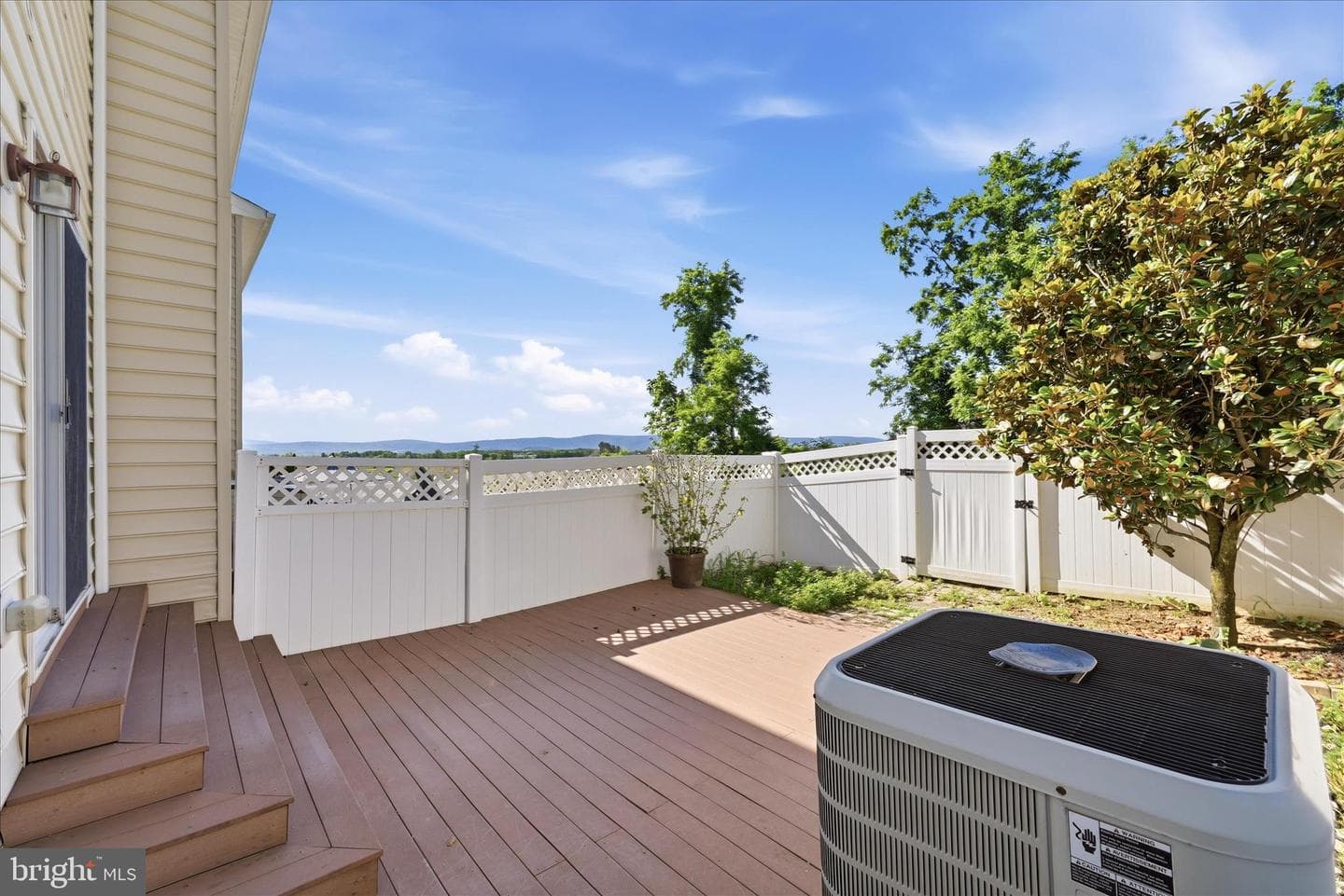 31 Riparian Lane photo 20