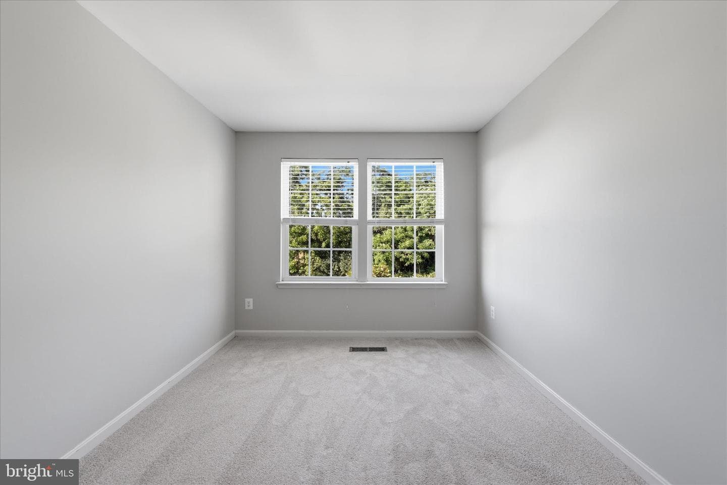 31 Riparian Lane photo 29