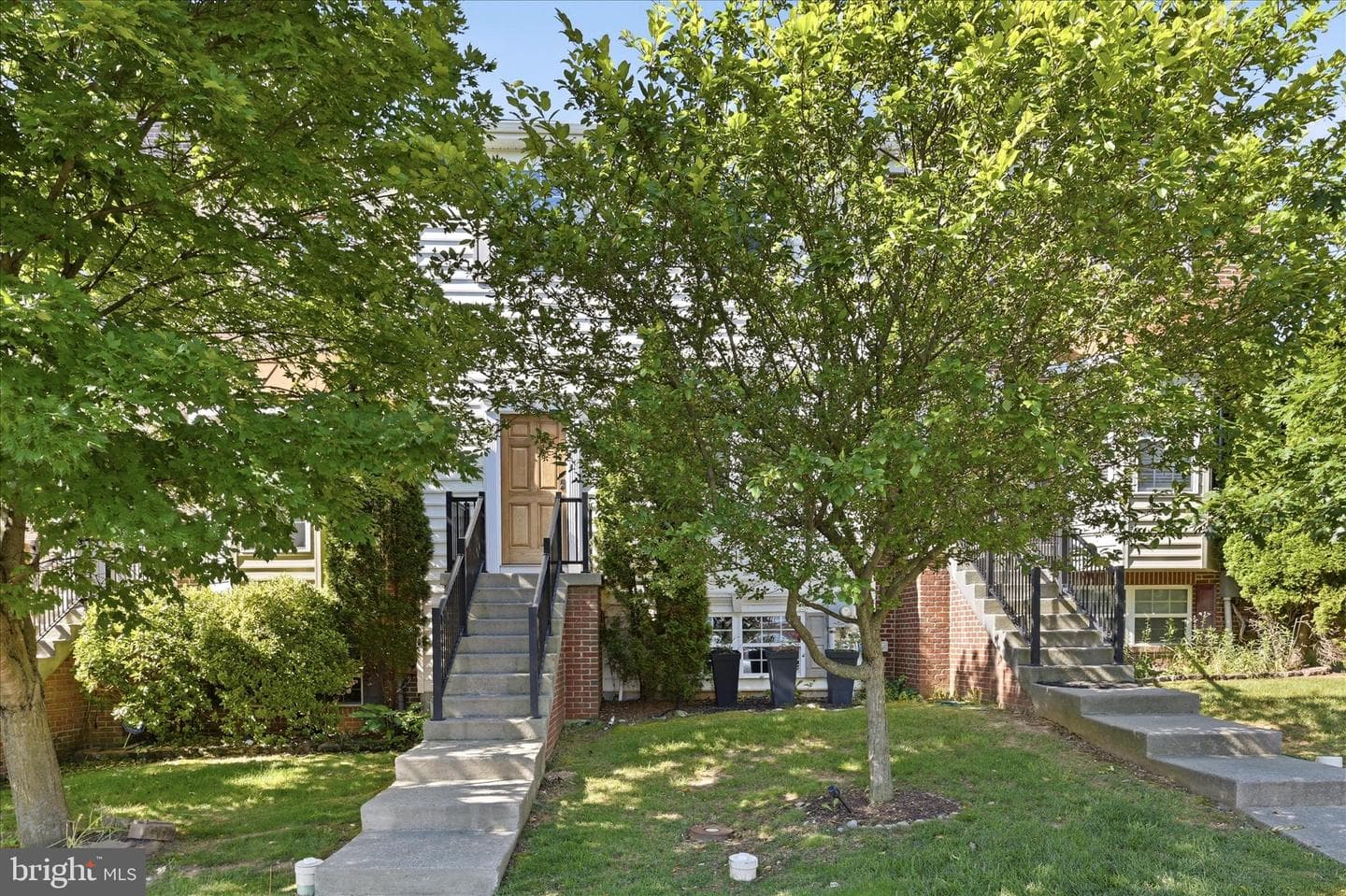 31 Riparian Lane photo 4