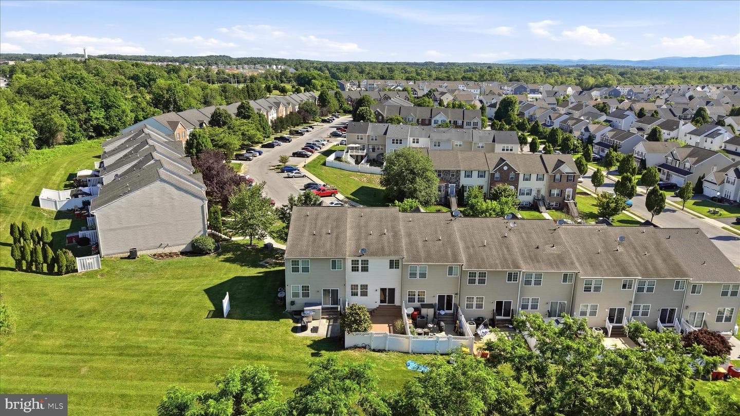31 Riparian Lane photo 55