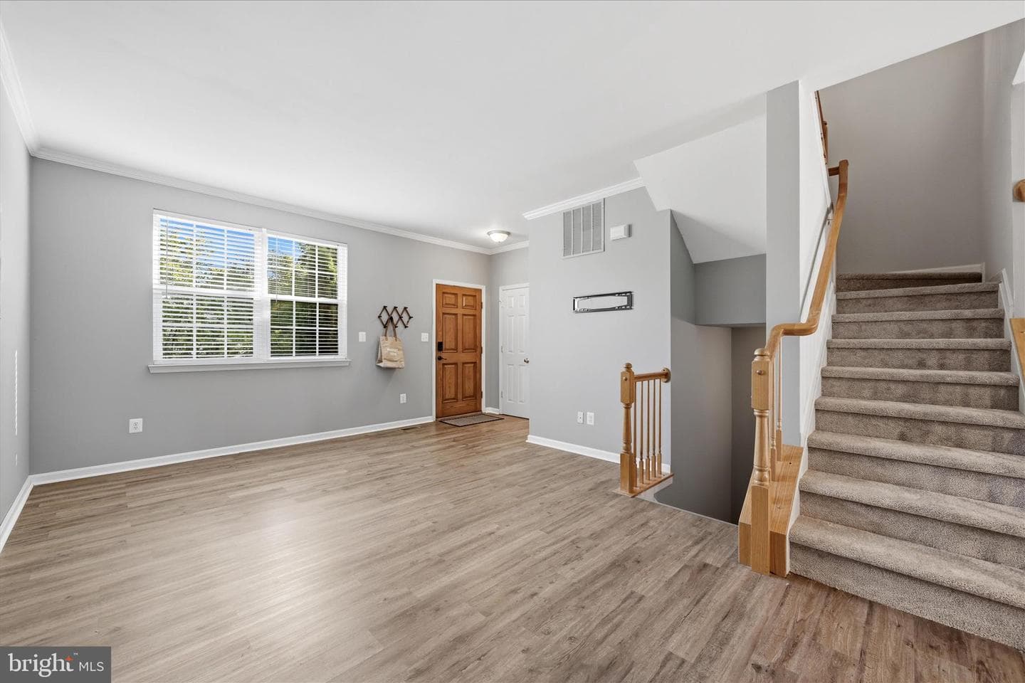 31 Riparian Lane photo 6