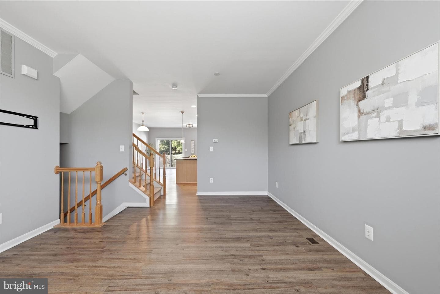 31 Riparian Lane photo 8