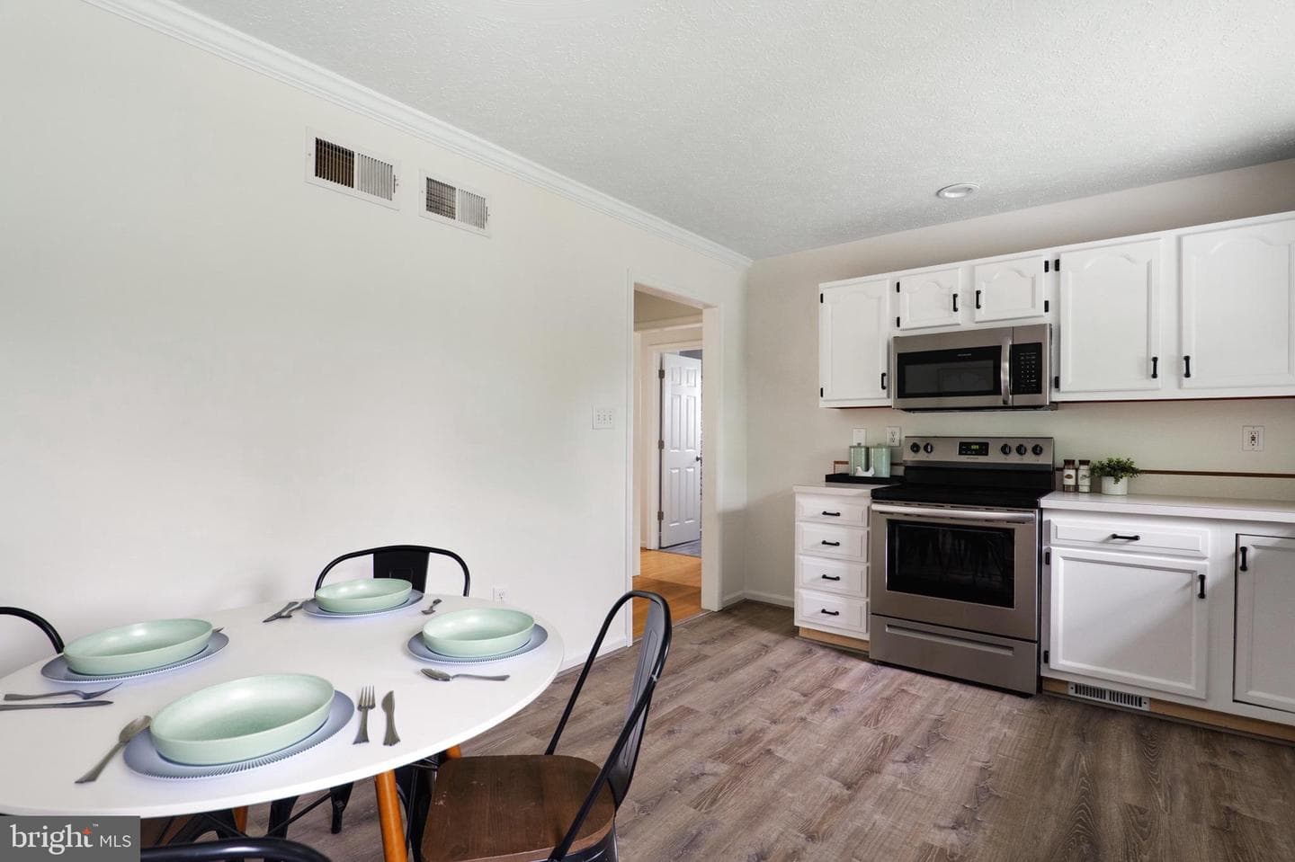225 Cedar Creek Drive photo 6