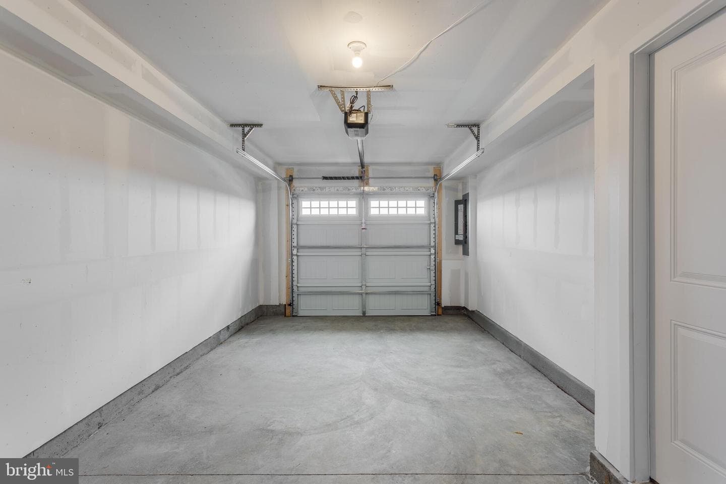 1729 Destrier Street photo 15