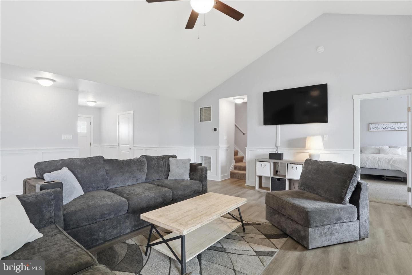 202 Naples Way photo 14