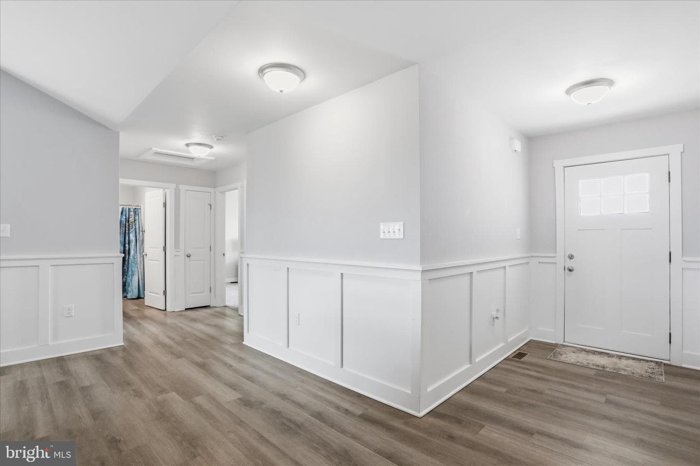 202 Naples Way photo 9
