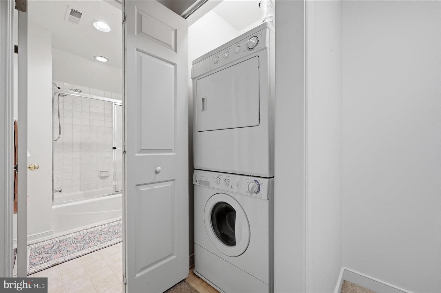 20 Drennen Court photo 34