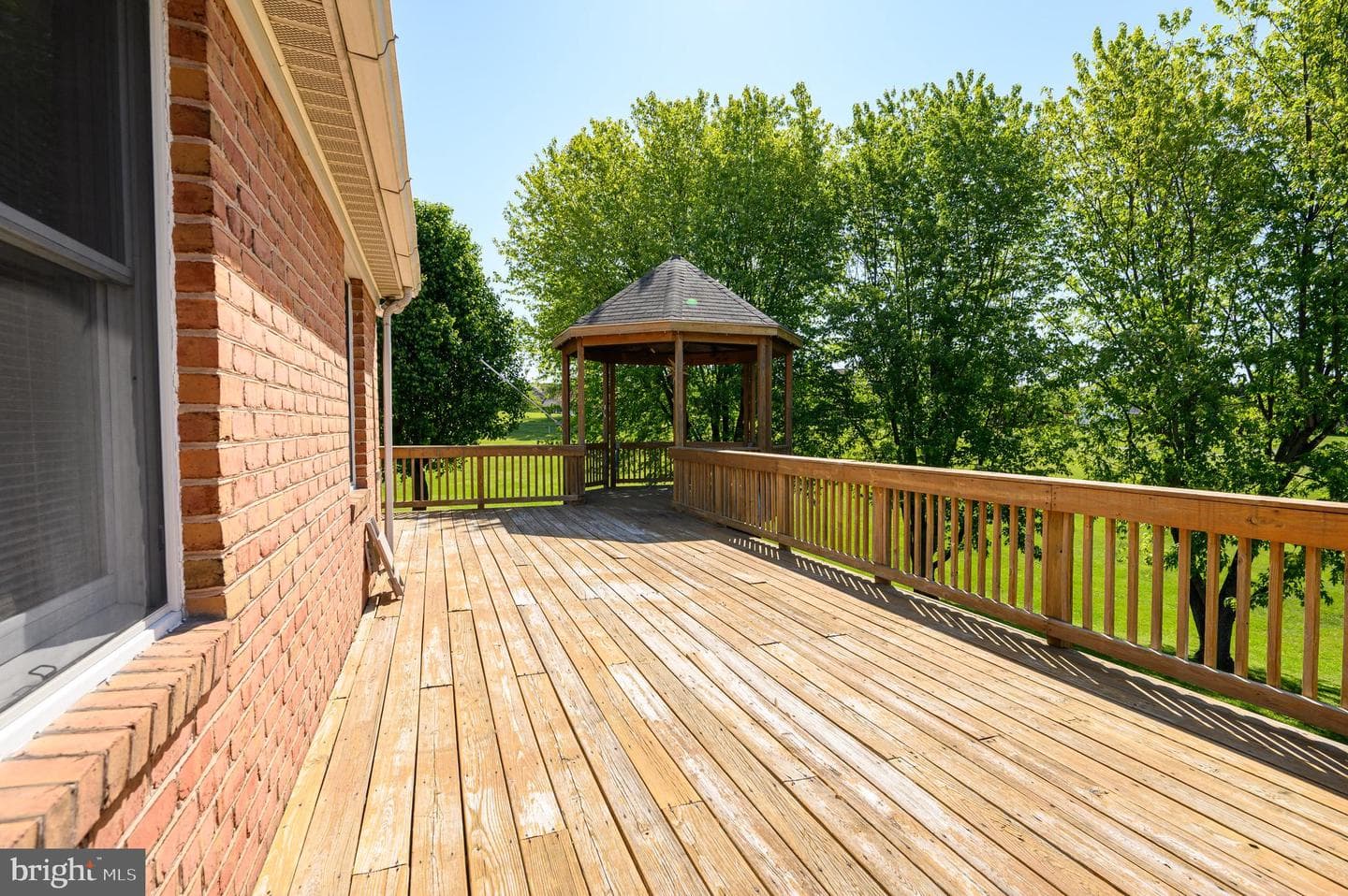 63 Brentwood Court photo 25