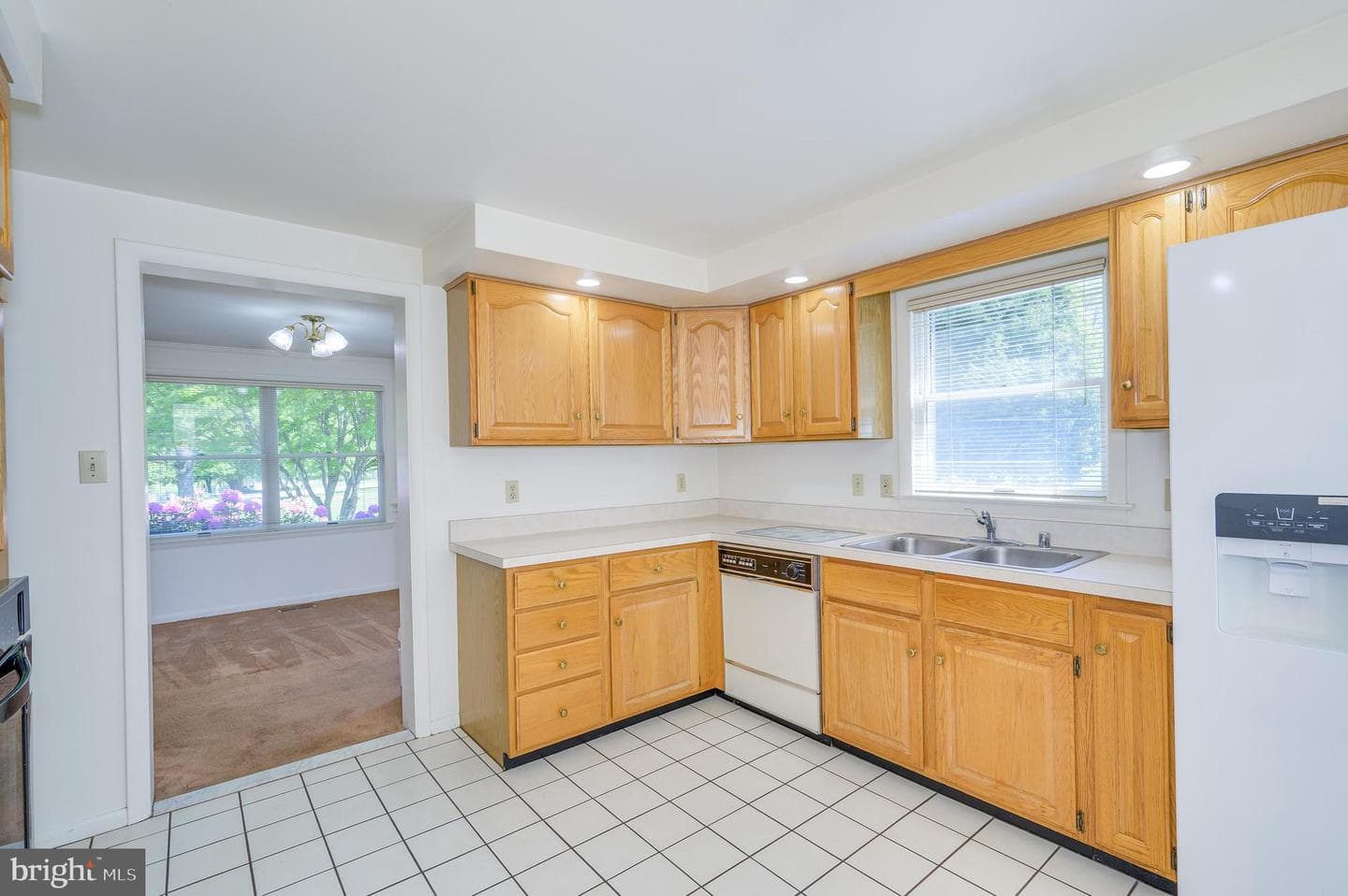 63 Brentwood Court photo 27
