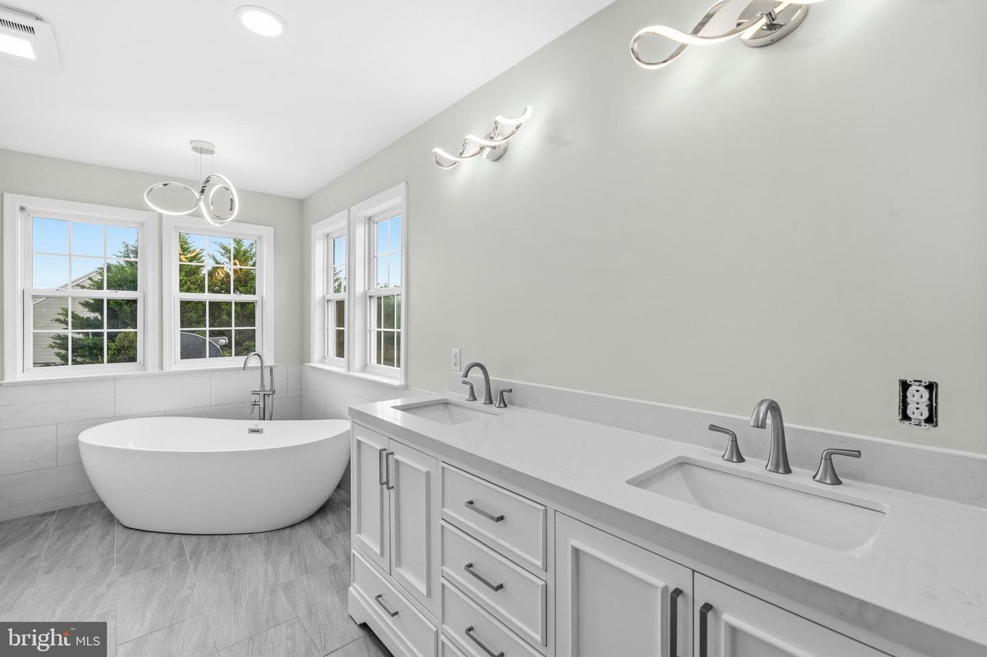 300 Spruce Hill Way photo 38