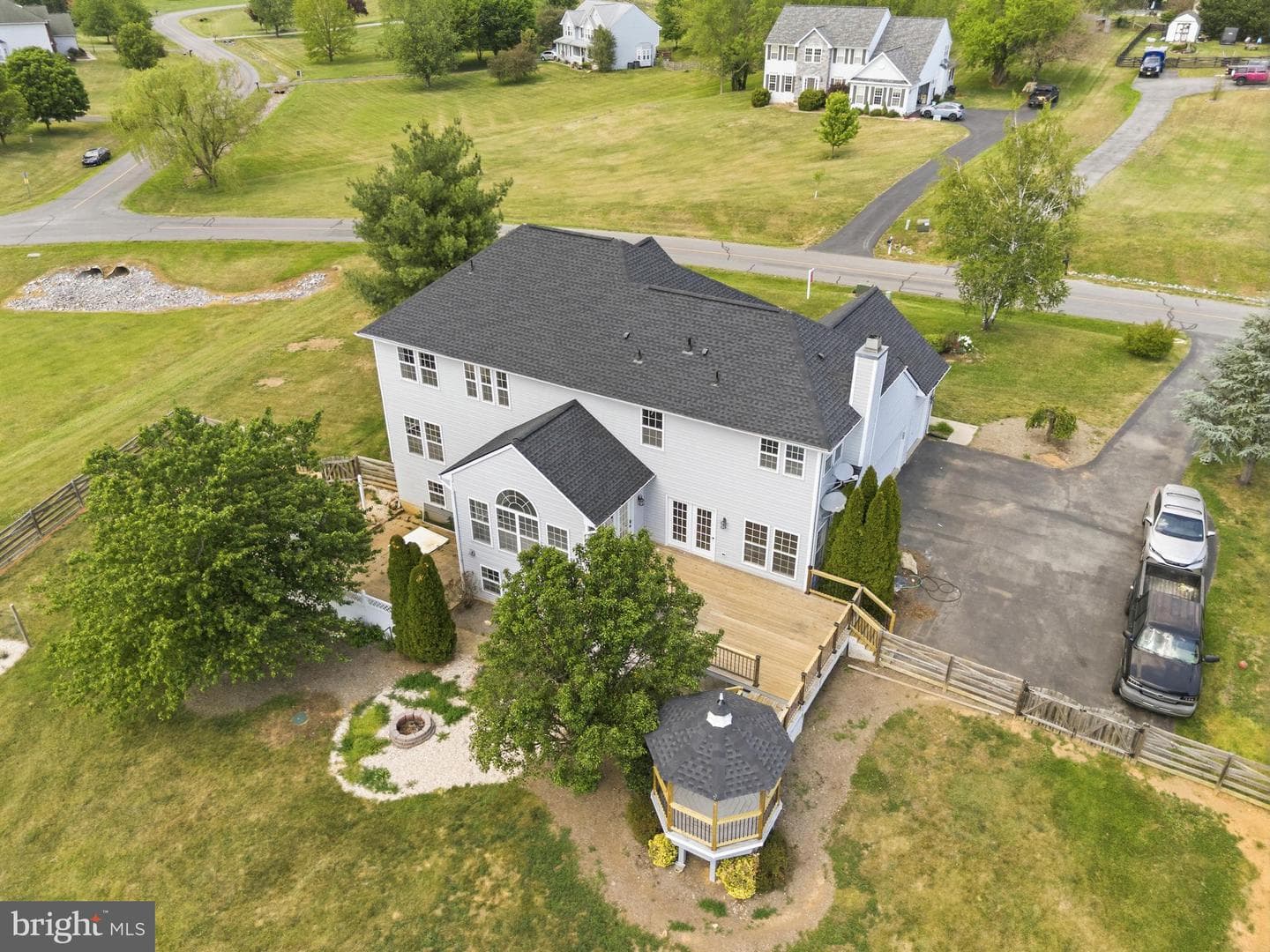 300 Spruce Hill Way photo 76