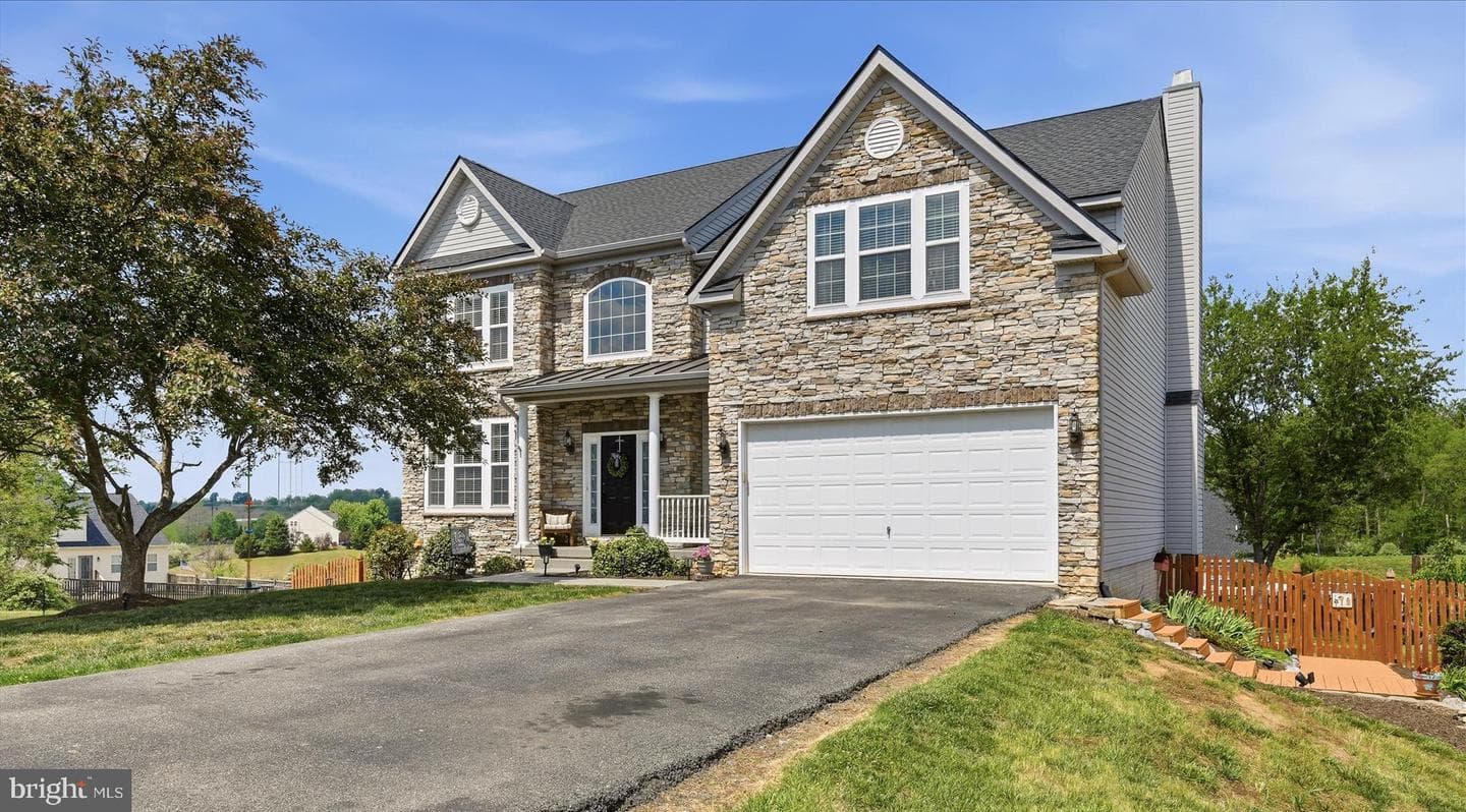 148 Contrail Drive, Kearneysville